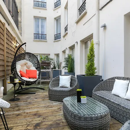 Hotel Magenta 38 By Happyculture-3